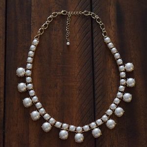 Forever 21 Faux Pearl Necklace